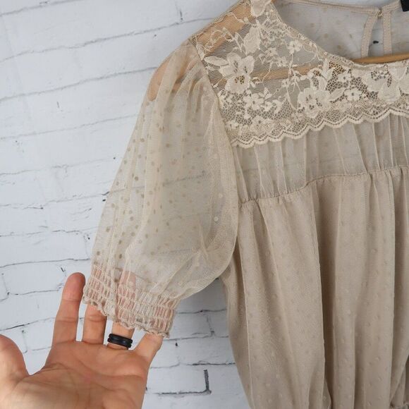 AMBIANCE TAN SHORT SLEEVE ROUND NECK SHEER TOP WITH LACE DETAIL SIZE M - Picture 6 of 9